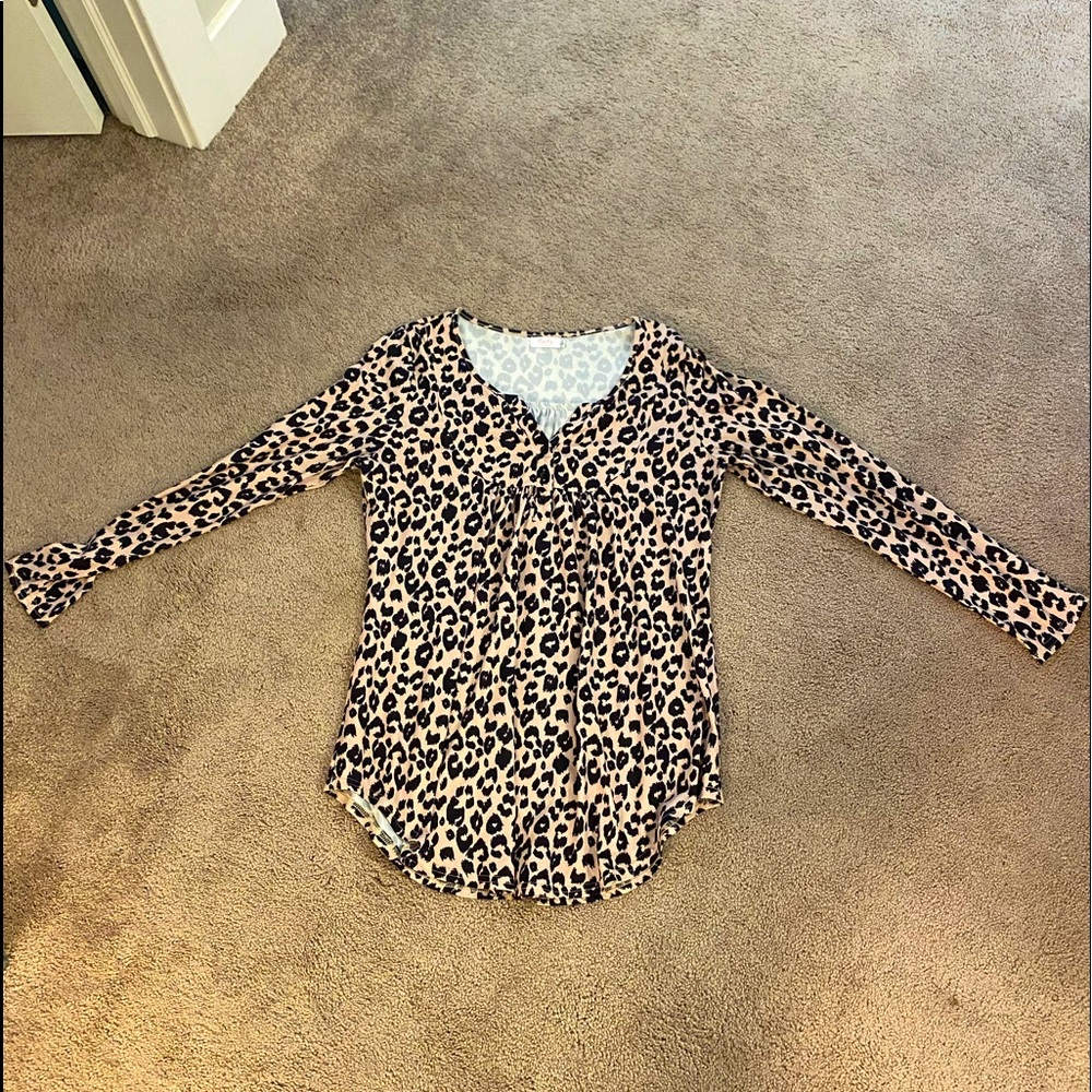 Ladies Leopard print long top, Large